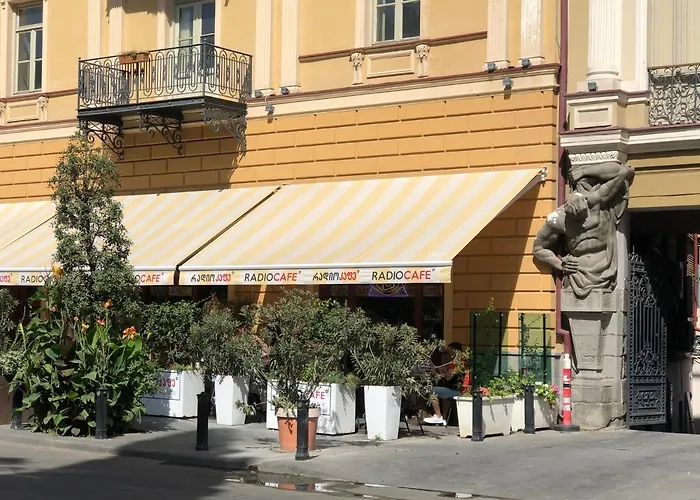 Atoneli